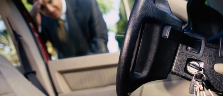 24 hour car locksmith in Alta Sierra